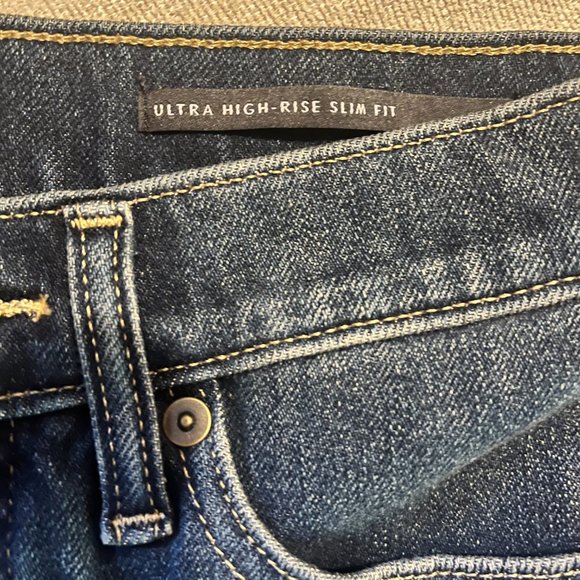 Banana Republic "Ultra High Rise Slim Fit" Jean - Picture 3 of 3